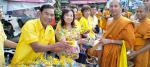 ร่วมทำบุญตักบาตร (ข้าวสาร-อาหารแห้ง) แก่พระสงฆ์โครงการบรรพชา