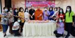โครงการส่งเสริมอาชีพแก่กลุ่มชุมชนย่อย (ฝึกอบรมทำดอกไม้จันทน์