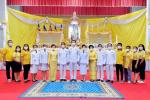 วมพิธีถวายเครื่องราชสักการะและวางพานพุ่ม และพิธีจุดเทียนถวาย