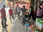 ลงพื้นที่ตรวจสอบบริเวณสี่แยกกลางตลาดบ่อทอง กรณีชาวบ้านร้องเร